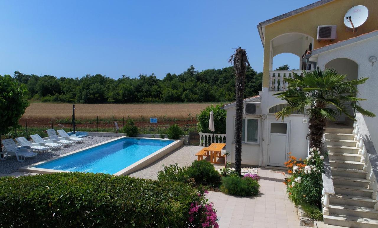 Apartments Ella Poreč Zewnętrze zdjęcie