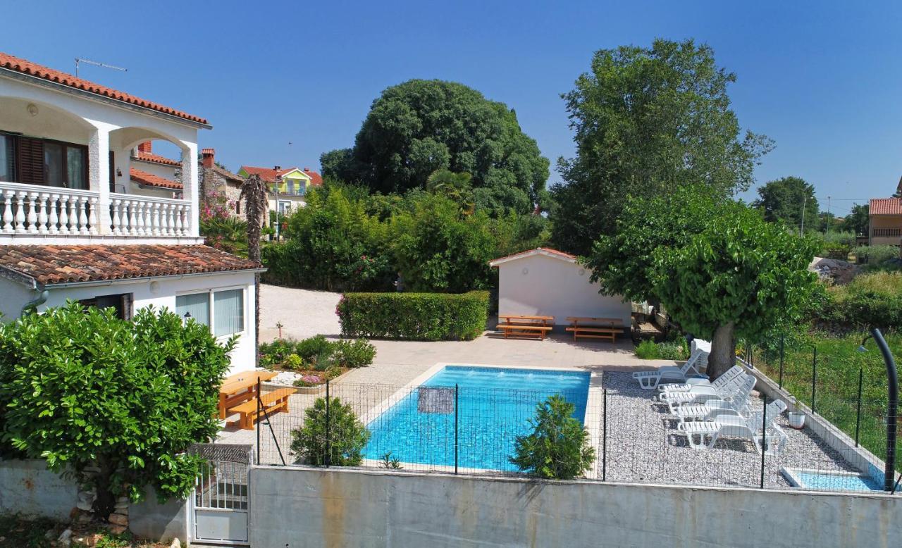Apartments Ella Poreč Zewnętrze zdjęcie