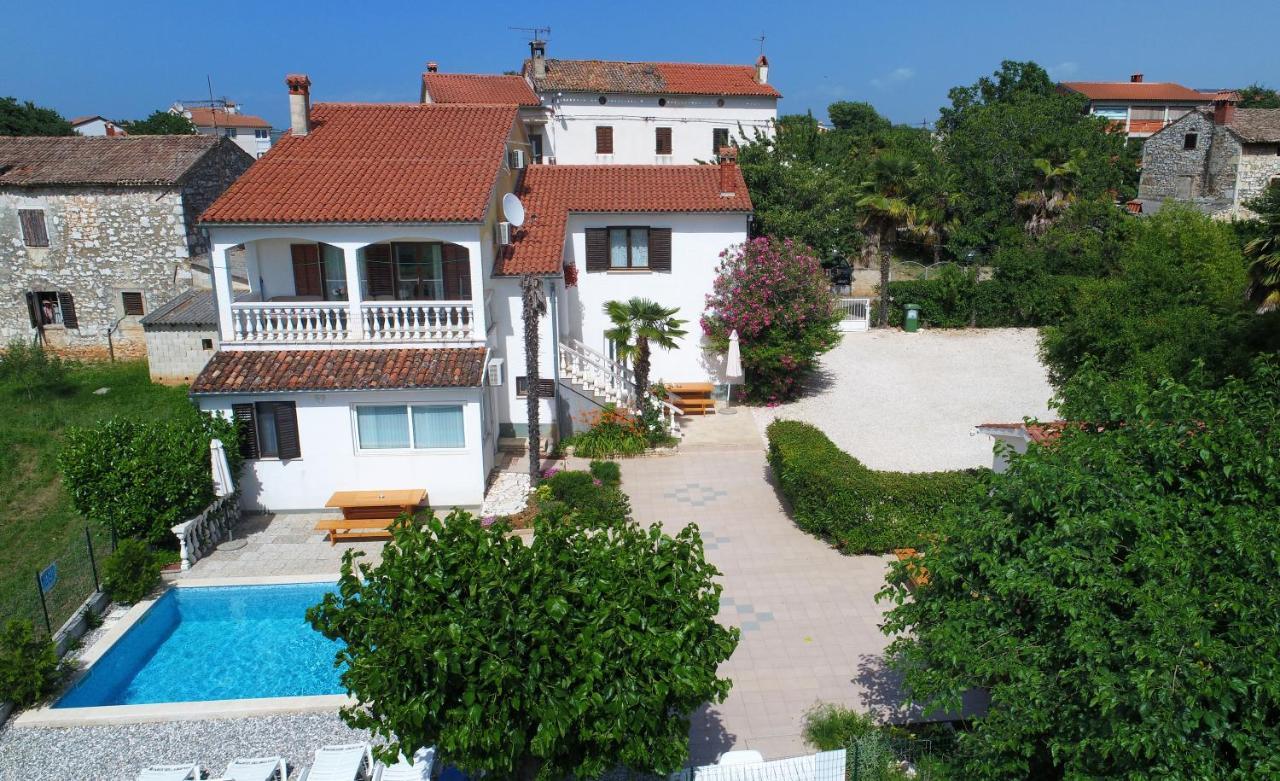 Apartments Ella Poreč Zewnętrze zdjęcie