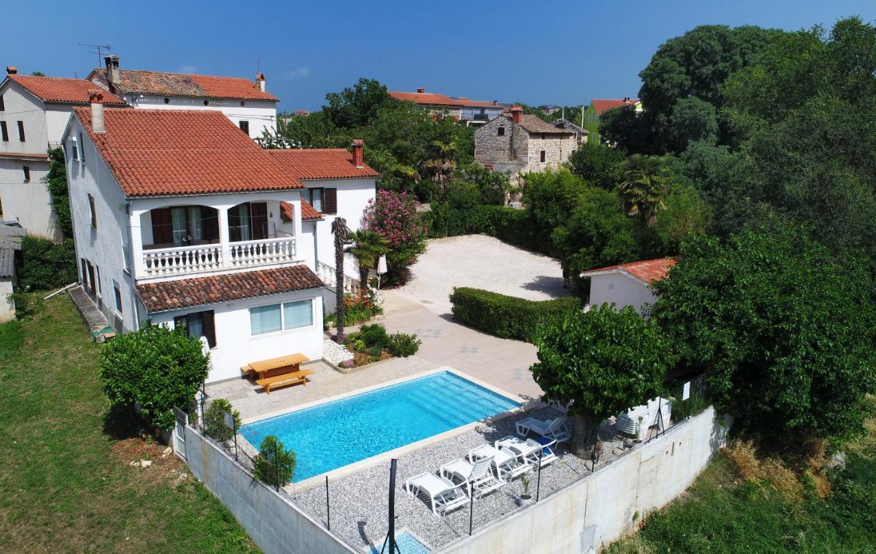 Apartments Ella Poreč Zewnętrze zdjęcie